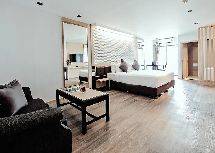 Hotel Three Sukhumvit Banguecoque