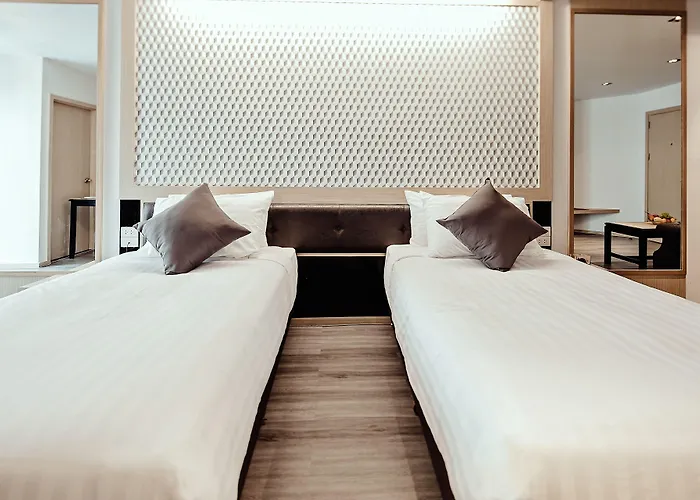 Three Sukhumvit 3*