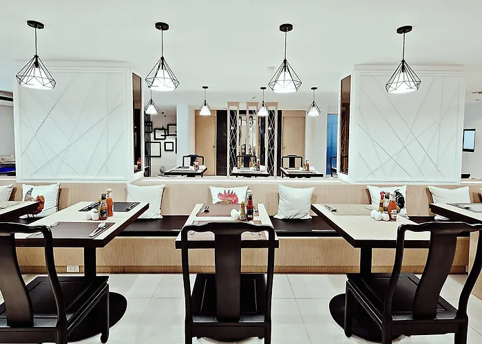 Hotel Three Sukhumvit
